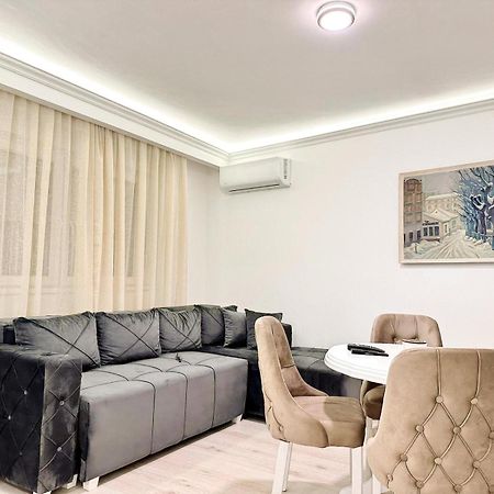 Modern Central Apartments Renovated Belgrad Exteriör bild