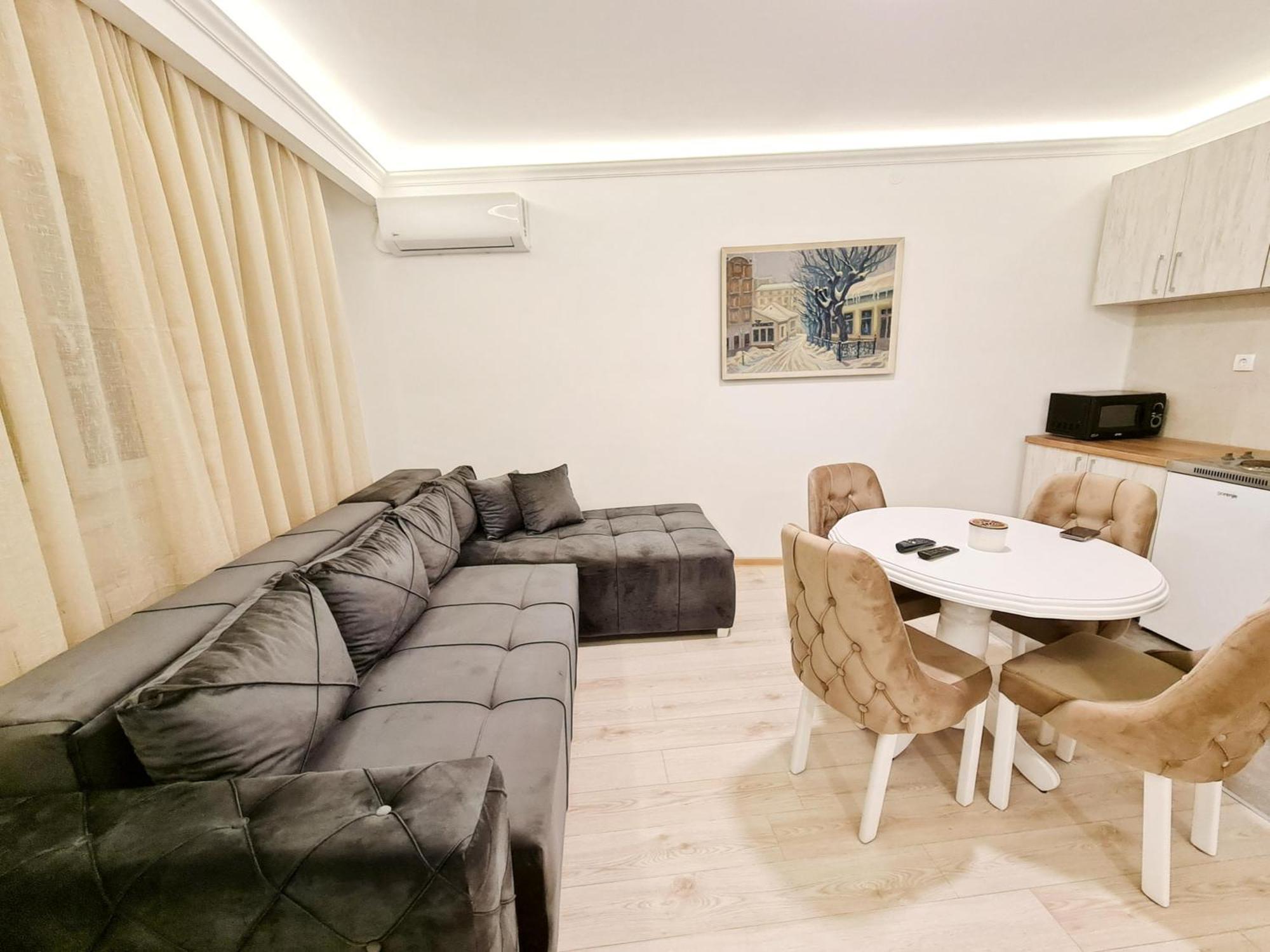 Modern Central Apartments Renovated Belgrad Exteriör bild